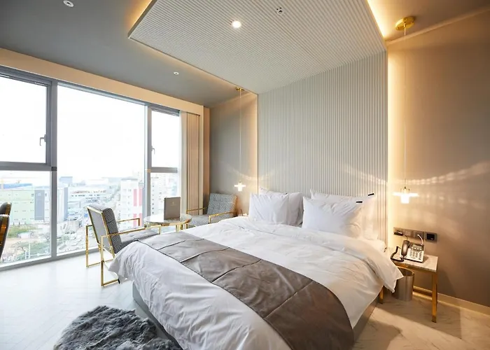 Yeongdo Grandbern 2*